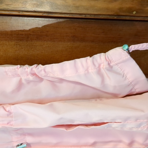 INTL d.e.t.a.i.l.s® parka in a pocket! - Picture 2 of 8